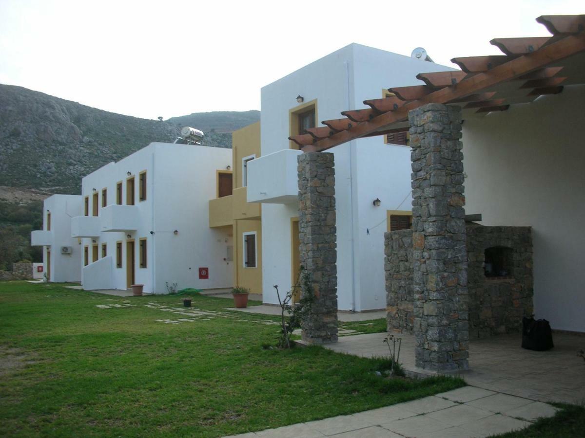 Tilos Fantasy Ливадия Экстерьер фото